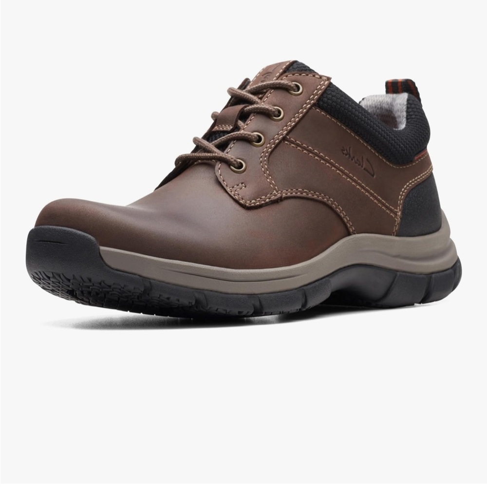 Clarks Men's Brown and Black Leather Oxfords